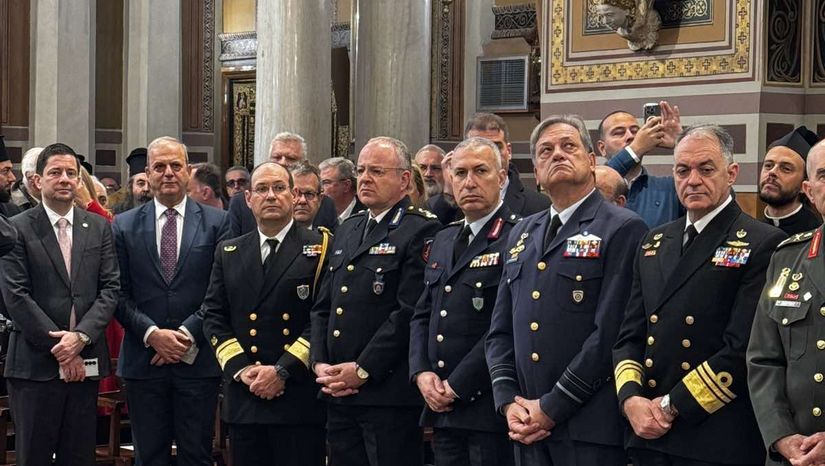 Αντιπροσωπεία Καθηγητών της Θεολογικής Σχολής του Ε.Κ.Π.Α. στην κοπή βασιλόπιτας της Ι. Συνόδου της Εκκλησίας της Ελλάδος και της Ι. Αρχιεπισκοπής Αθηνών.