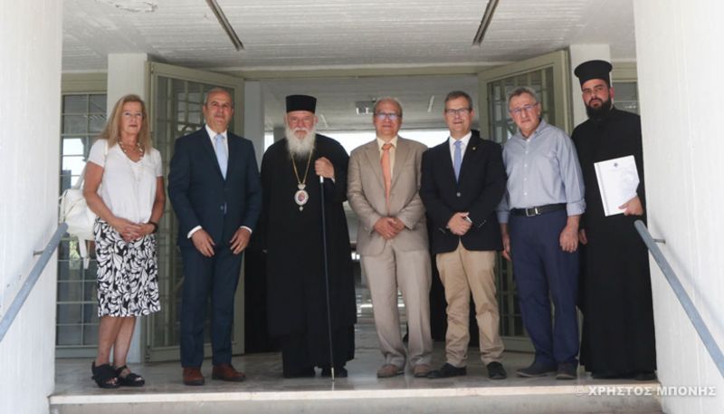 Αρχιεπίσκοπος σε φοιτητές της Θεολογικής Σχολής του Ε.Κ.Π.Α.: «Οι ρίζες σας να έχουν αντοχές»